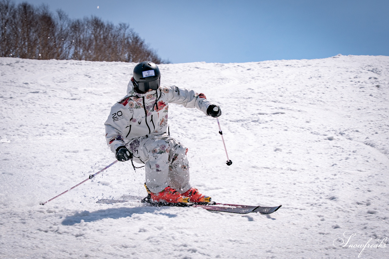 キロロリゾート｜ポカポカ陽気で絶好の春スキー日和♪こんな日は、みんなで思いっきり春雪を満喫しましょう！